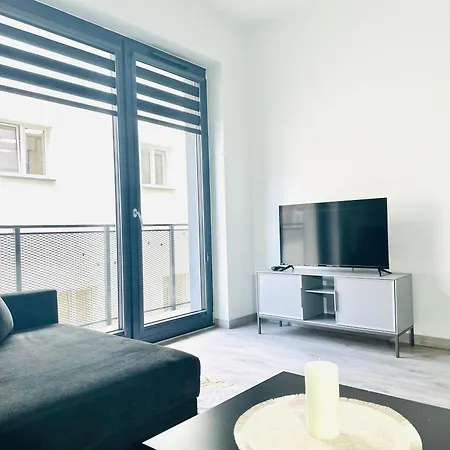 Apartament Male Garbary 8 *